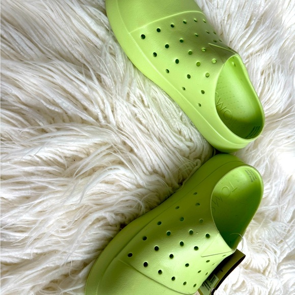 Unisex Toms mallow mule molded recovery slides - Picture 5 of 6